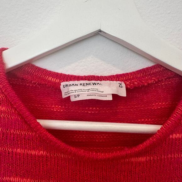 Urban Outfitters Urban Renewal Remnants pink crochet knit reworked tie-back top - Picture 4 of 4